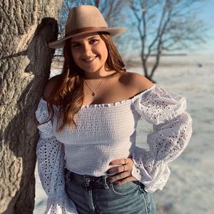 Meet your Posher, Cassidy